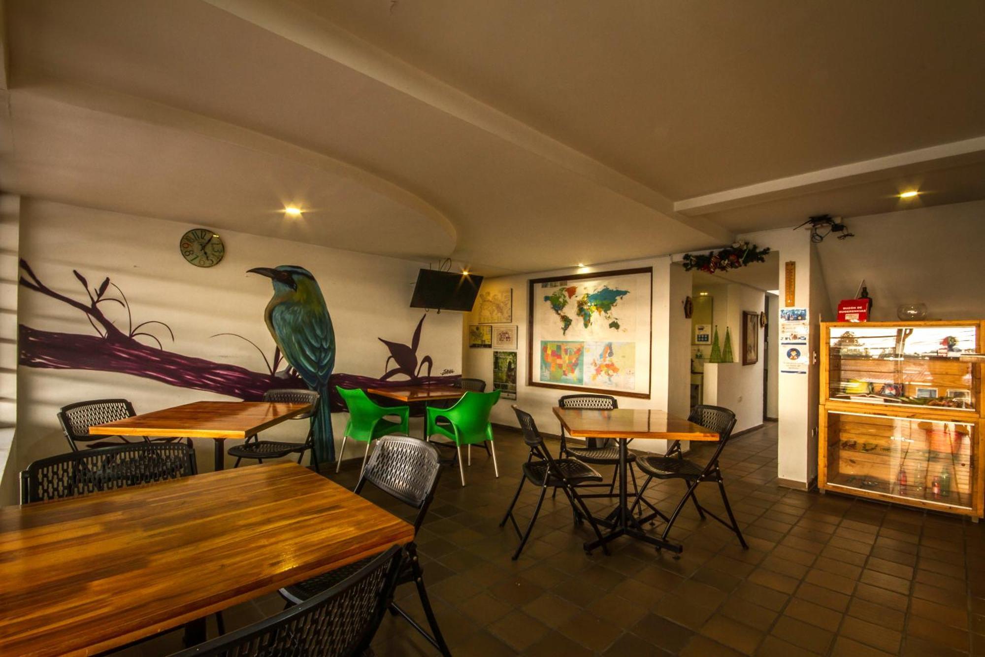 Hostal De La 57 Manizales Esterno foto