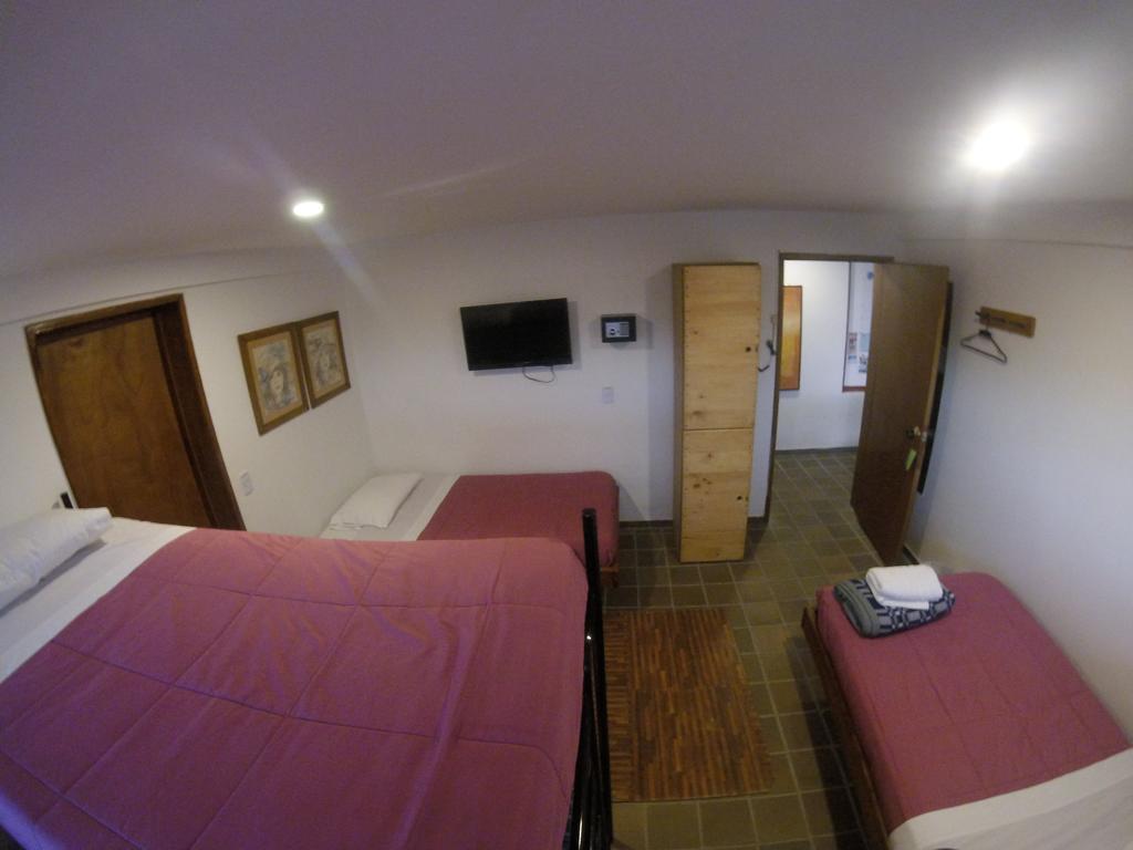 Hostal De La 57 Manizales Esterno foto