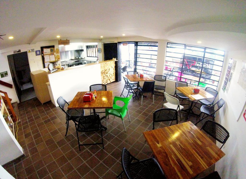 Hostal De La 57 Manizales Esterno foto